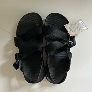 Chaco Lowdown size 8